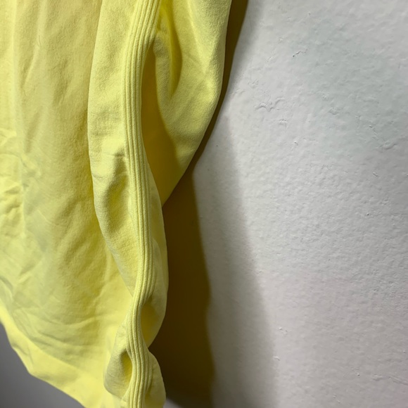 bebe Yellow Racerback Activewear Tank Size M/L NWT - Picture 2 of 6